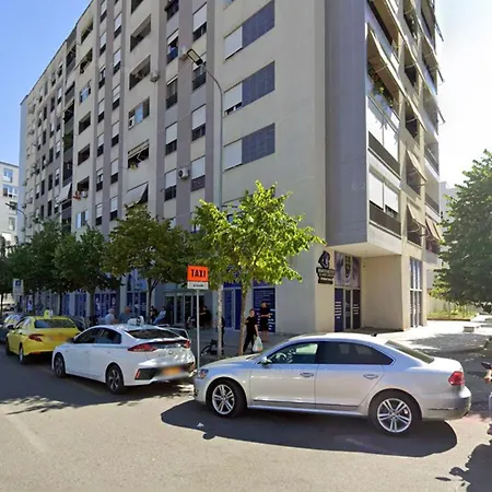 Laica Apartamento Tirana